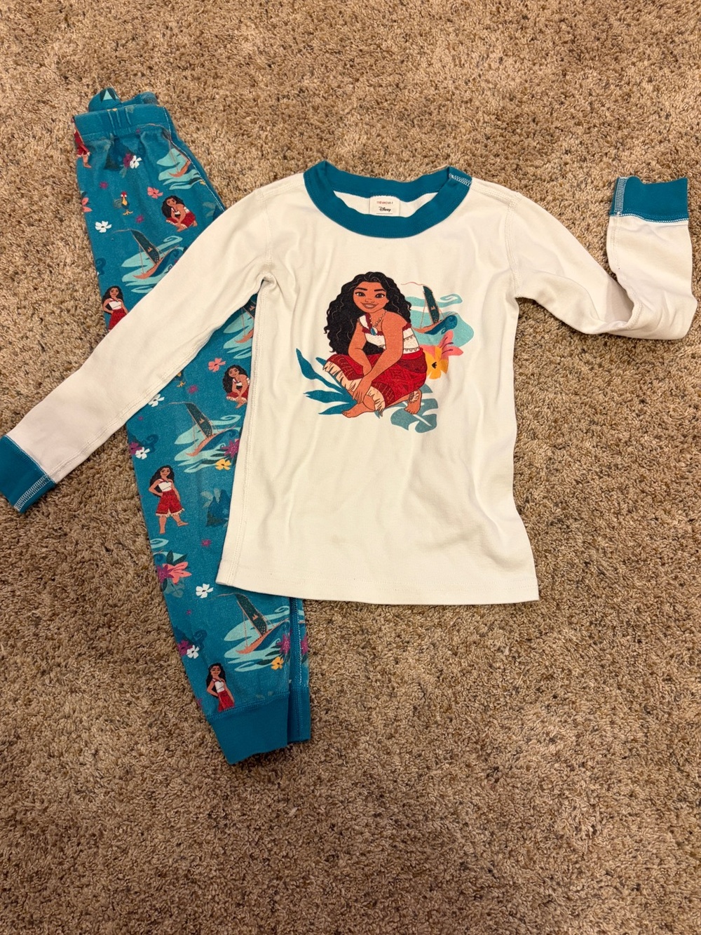 Hanna Andersson White and Teal Moana Graphic Pajama Set